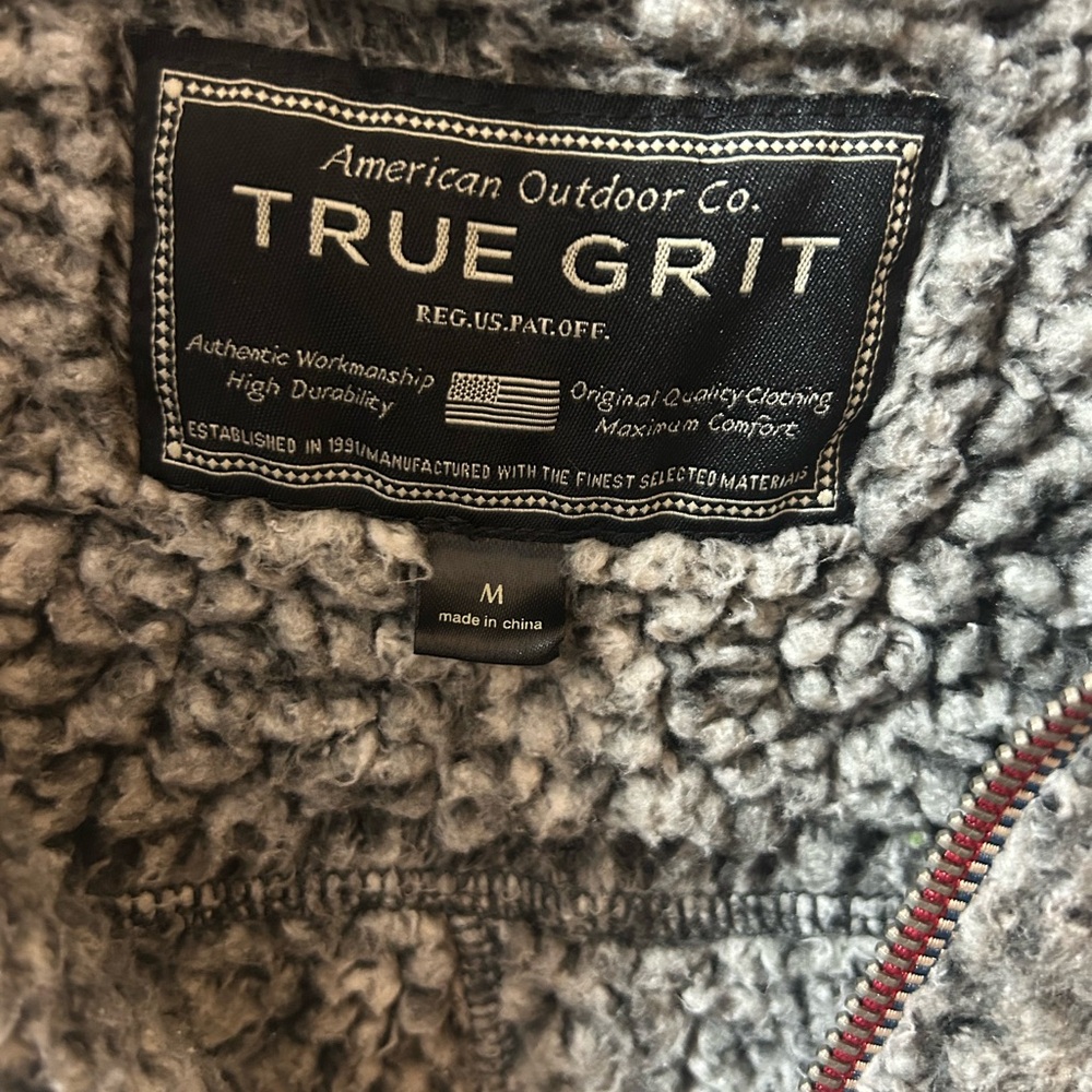 True Grit Fleece Vest - Picture 4 of 6